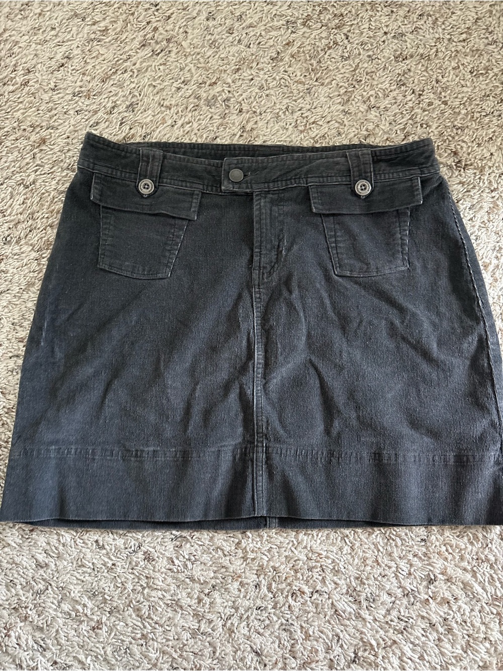 Patagonia Organic Cotton Womens Size 10 Gray Corduroy Skirt Gorpcore Casual Fall
